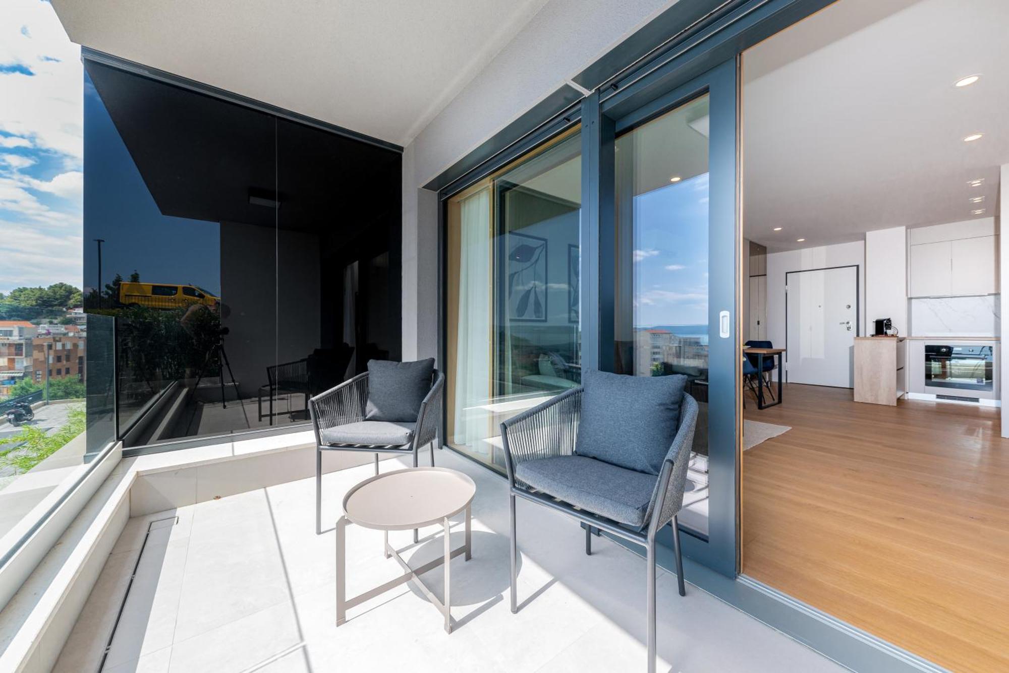Luxury Adria Sea City & Mountain View Apartment Макарска Екстериор снимка