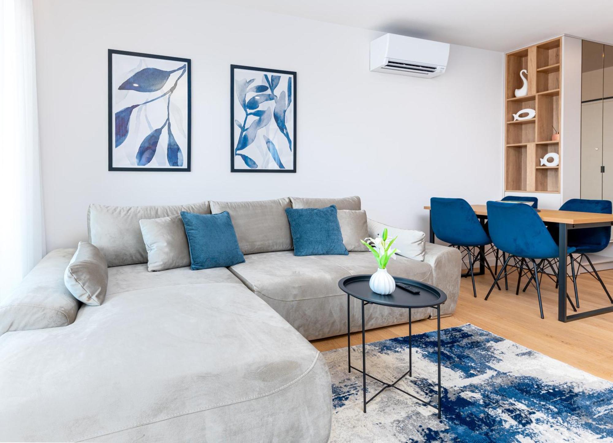 Luxury Adria Sea City & Mountain View Apartment Макарска Екстериор снимка